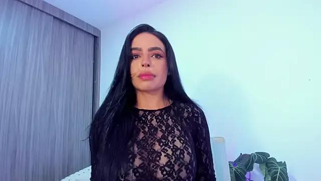 Sara_Leblanc on StripChat