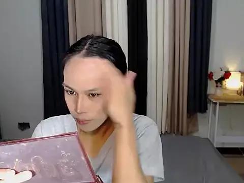 Savanna_White on StripChat 