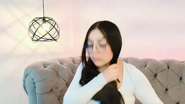 Scarlet_Foxx01 on StripChat 
