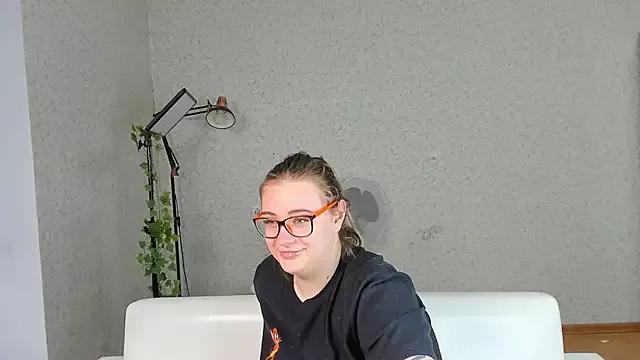 Seductive_She_Wolf on StripChat