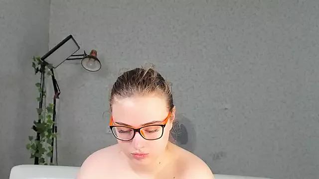 Seductive_She_Wolf on StripChat