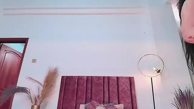 SeleneLujan on StripChat