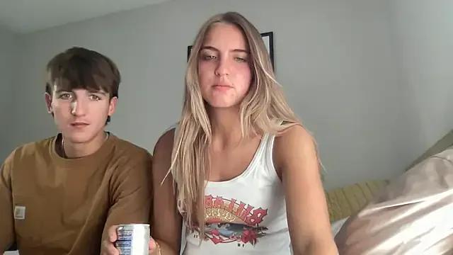 ShaniRea on StripChat