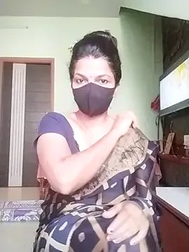 Offline Shuttii_25 on StripChat