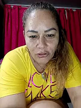 Freechat SluttyMilf79 on StripChat