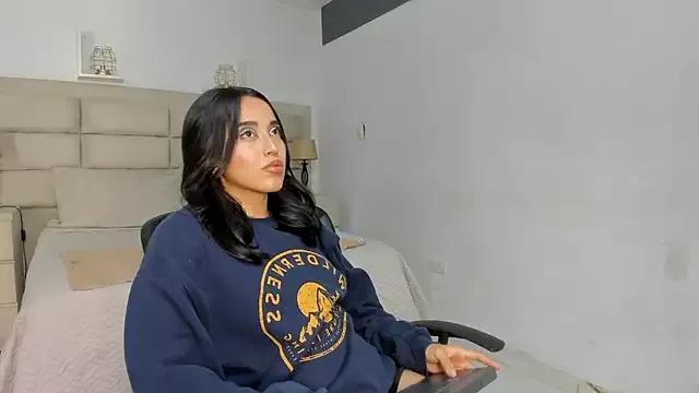 Starbutterflyy_ on StripChat 