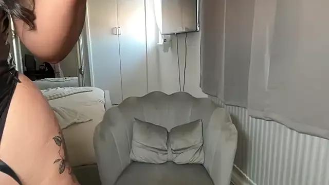 stephhxxx on StripChat 