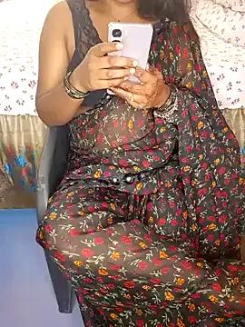 Sweet-Maddlina on StripChat