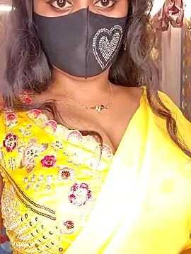 Sweet-Maddlina on StripChat