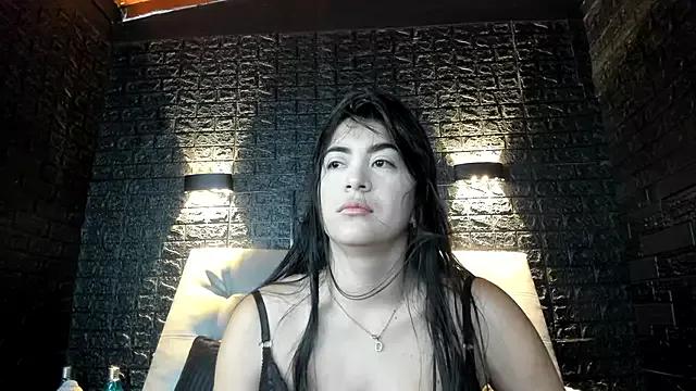 Sweet-Monica on StripChat 