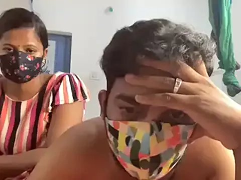 Group Tamil_india_couples_ on StripChat