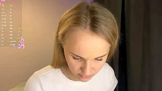 TanekaBoitel on StripChat