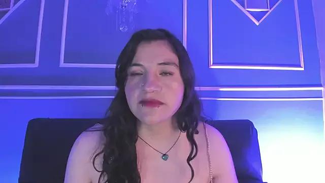 TaraTaylorr on StripChat