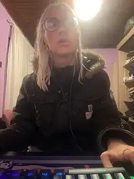 thebunnydark on StripChat