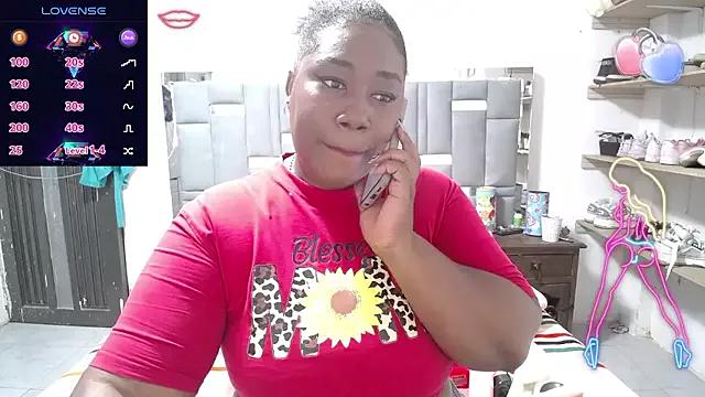 thickebonymilfF on StripChat 