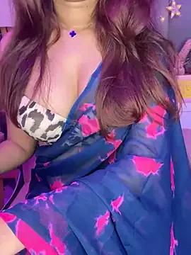 trishamadhu01 on StripChat 