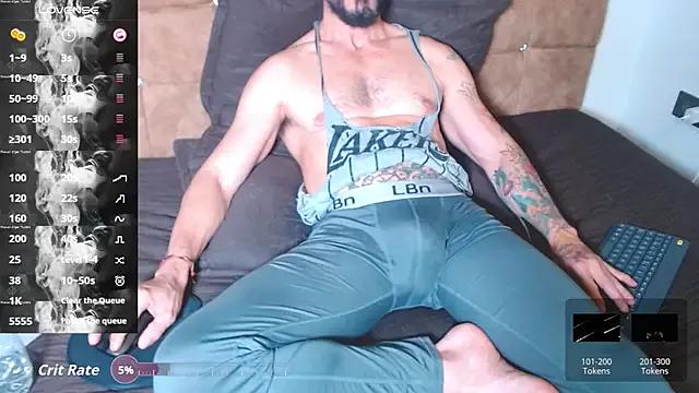 Valentino_0 on StripChat