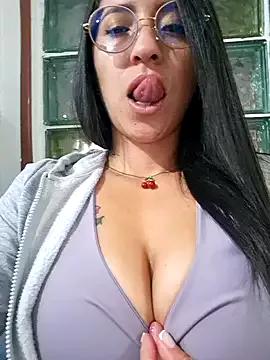 VALERY-03_ on StripChat