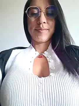 VALERY-03_ on StripChat