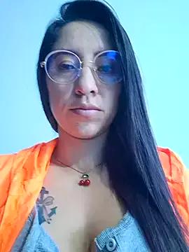 VALERY-03_ on StripChat