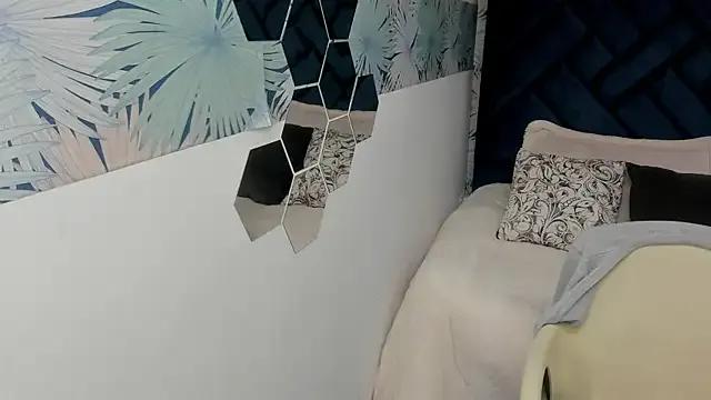 Freechat Valery_More__ on StripChat