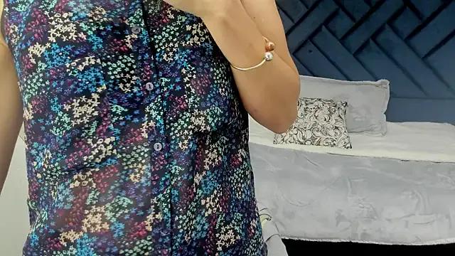 Freechat Valery_More__ on StripChat