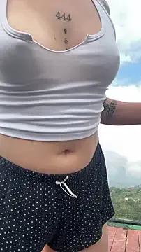 VioletEvanzz on StripChat