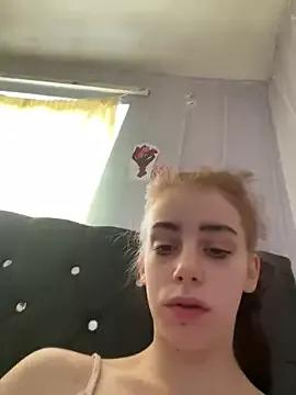 VioletxBlue on StripChat