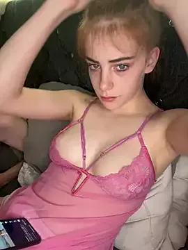 VioletxBlue on StripChat