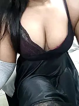Freechat wildsakhi on StripChat