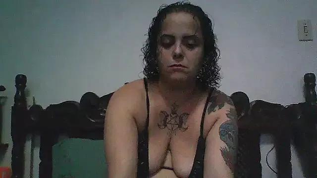WitchQueen7 on StripChat 
