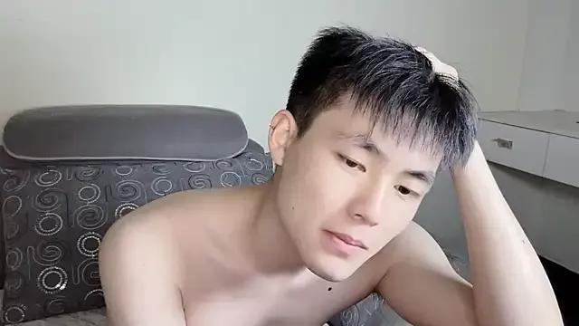 xiaoyang5200 on StripChat