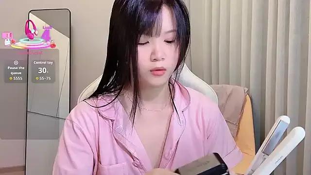 xixi_baby66 on StripChat 