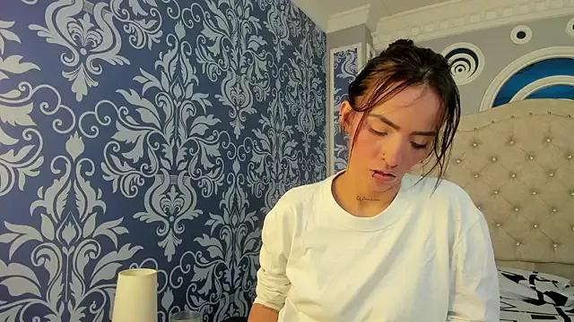 your_perverse_whore on StripChat 