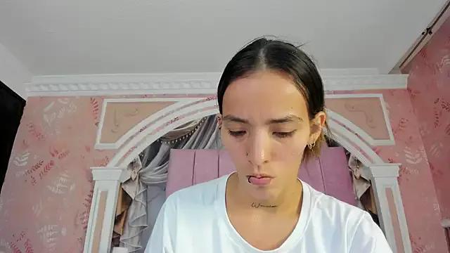 your_perverse_whore on StripChat 