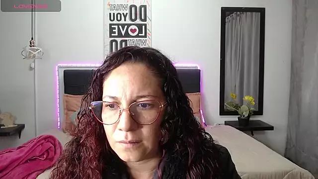 Zamy_xx on StripChat 