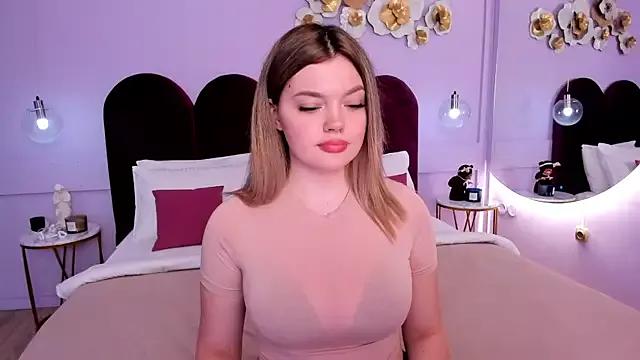 ZaraBloom on StripChat 