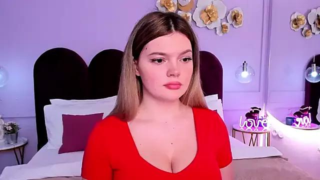 ZaraBloom on StripChat 